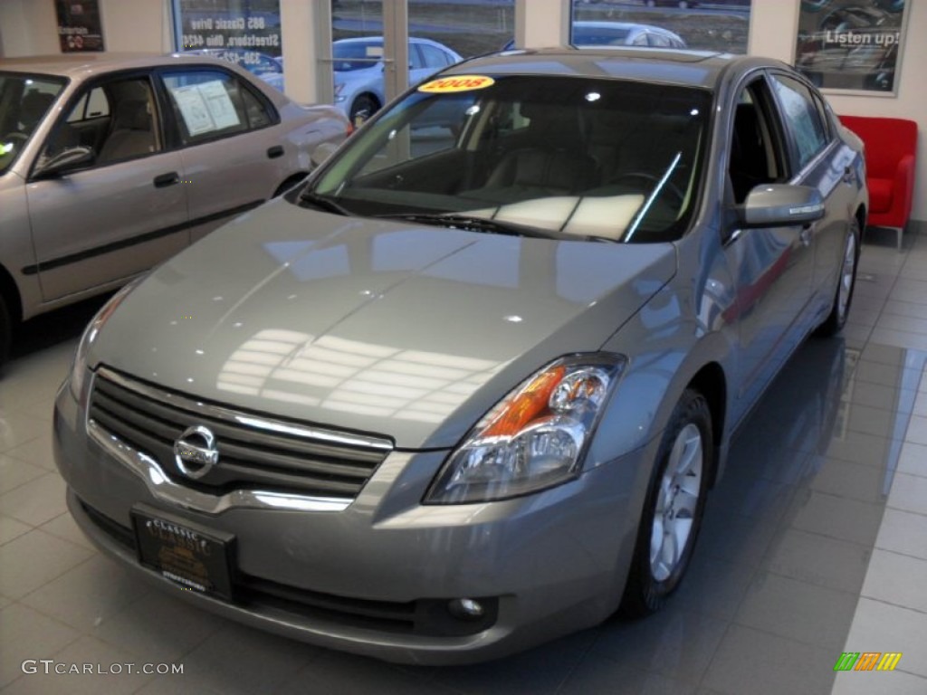 Precision Gray Metallic Nissan Altima