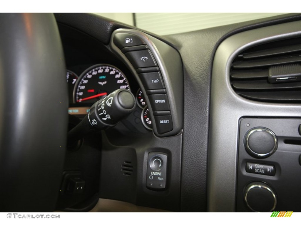 2007 Chevrolet Corvette Coupe Controls Photo #74116171