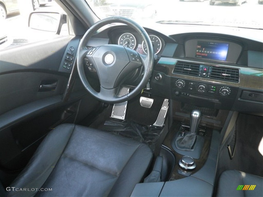 2007 BMW 5 Series 530i Sedan Black Dashboard Photo #74117041
