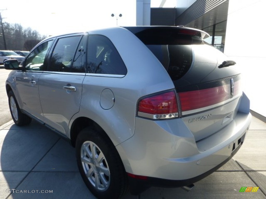 2010 MKX FWD - Ingot Silver Metallic / Charcoal Black photo #3