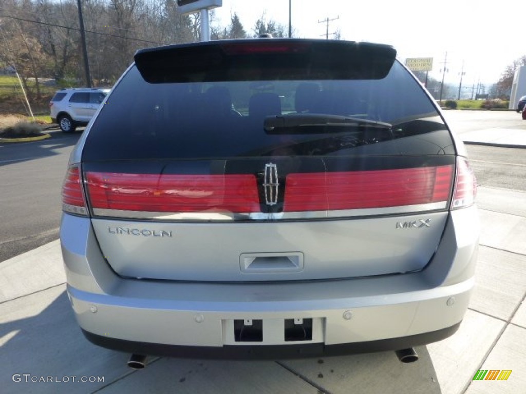 2010 MKX FWD - Ingot Silver Metallic / Charcoal Black photo #4