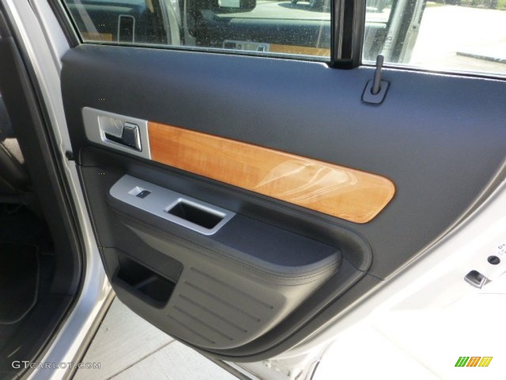 2010 MKX FWD - Ingot Silver Metallic / Charcoal Black photo #14