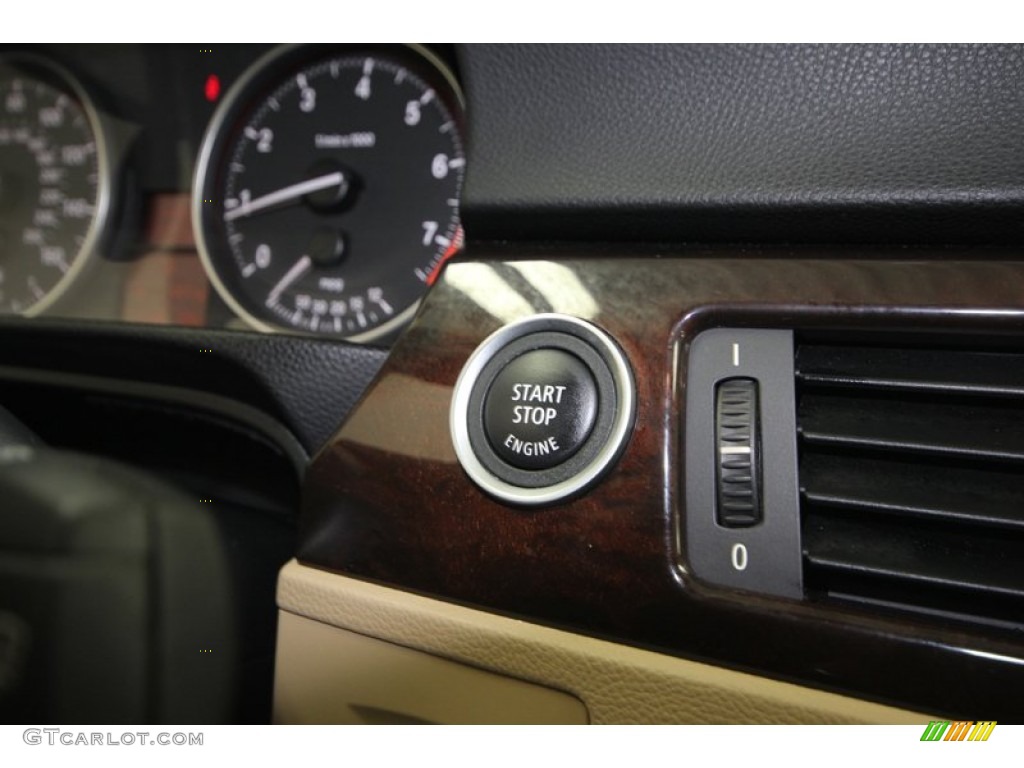 2011 BMW 3 Series 328i Sedan Controls Photo #74117995