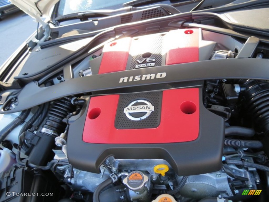 2013 Nissan 370Z NISMO Coupe Engine Photos