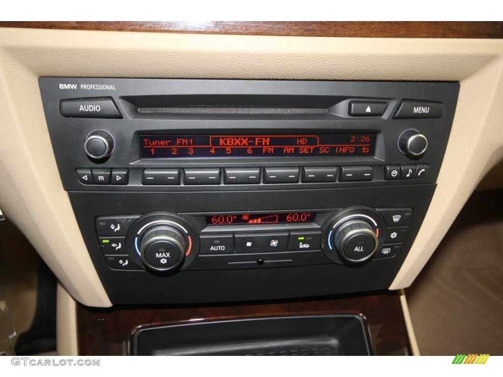 2011 BMW 3 Series 328i Sedan Controls Photo #74118850