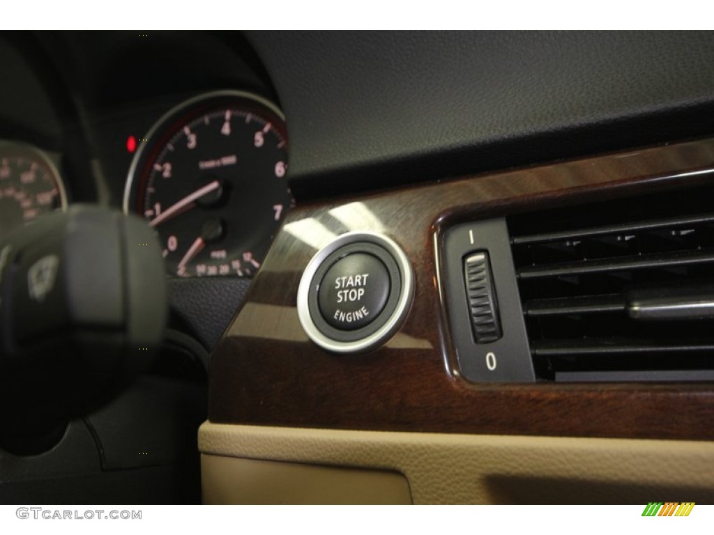 2011 BMW 3 Series 328i Sedan Controls Photo #74118913