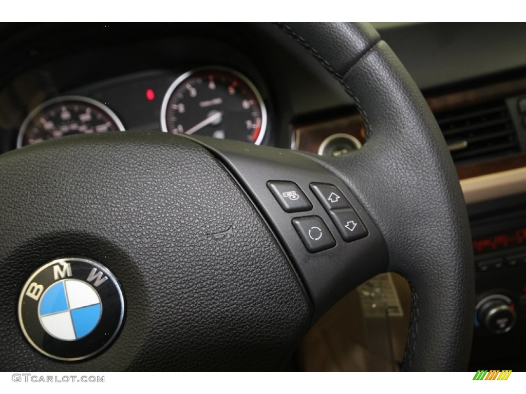 2011 BMW 3 Series 328i Sedan Controls Photo #74118937