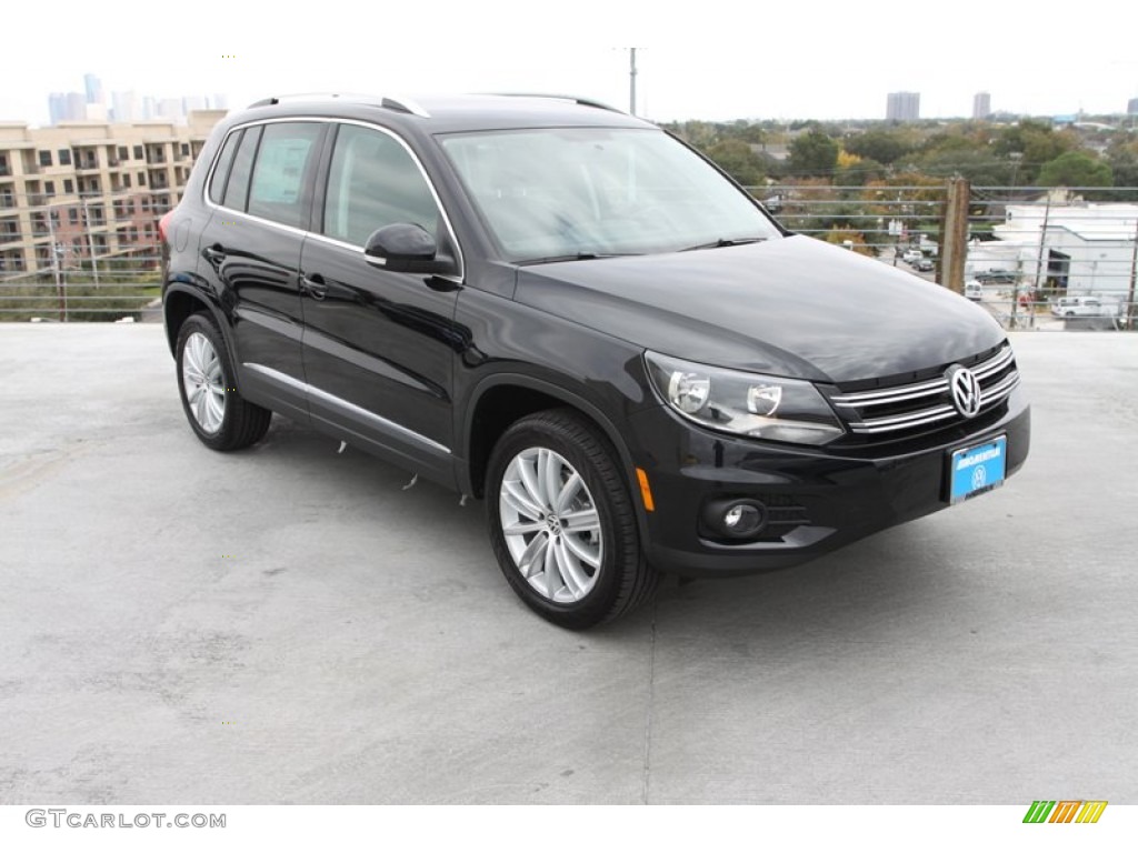 Deep Black Metallic 2013 Volkswagen Tiguan SE 4Motion Exterior Photo #74120398
