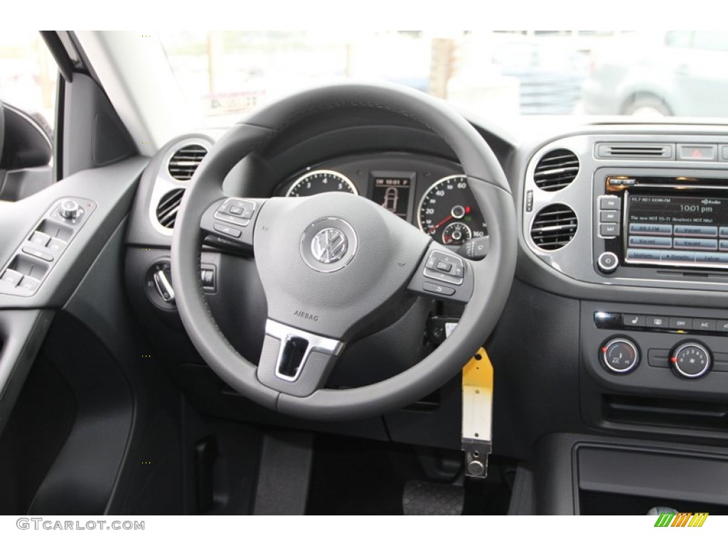2013 Volkswagen Tiguan SE 4Motion Black Steering Wheel Photo #74120755