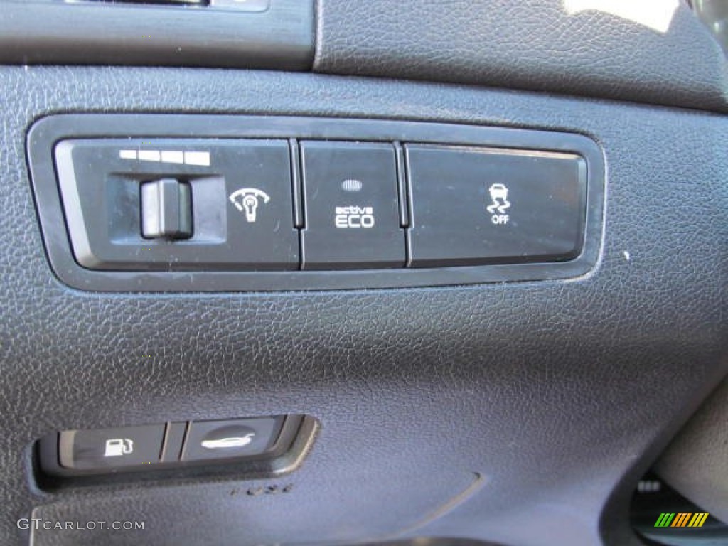 2011 Hyundai Sonata SE 2.0T Controls Photo #74120869