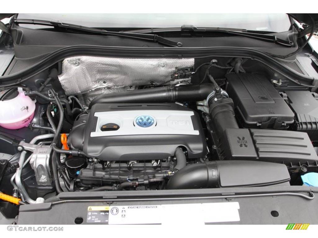 2013 Volkswagen Tiguan SE 4Motion 2.0 Liter FSI Turbocharged DOHC 16-Valve VVT 4 Cylinder Engine Photo #74120989