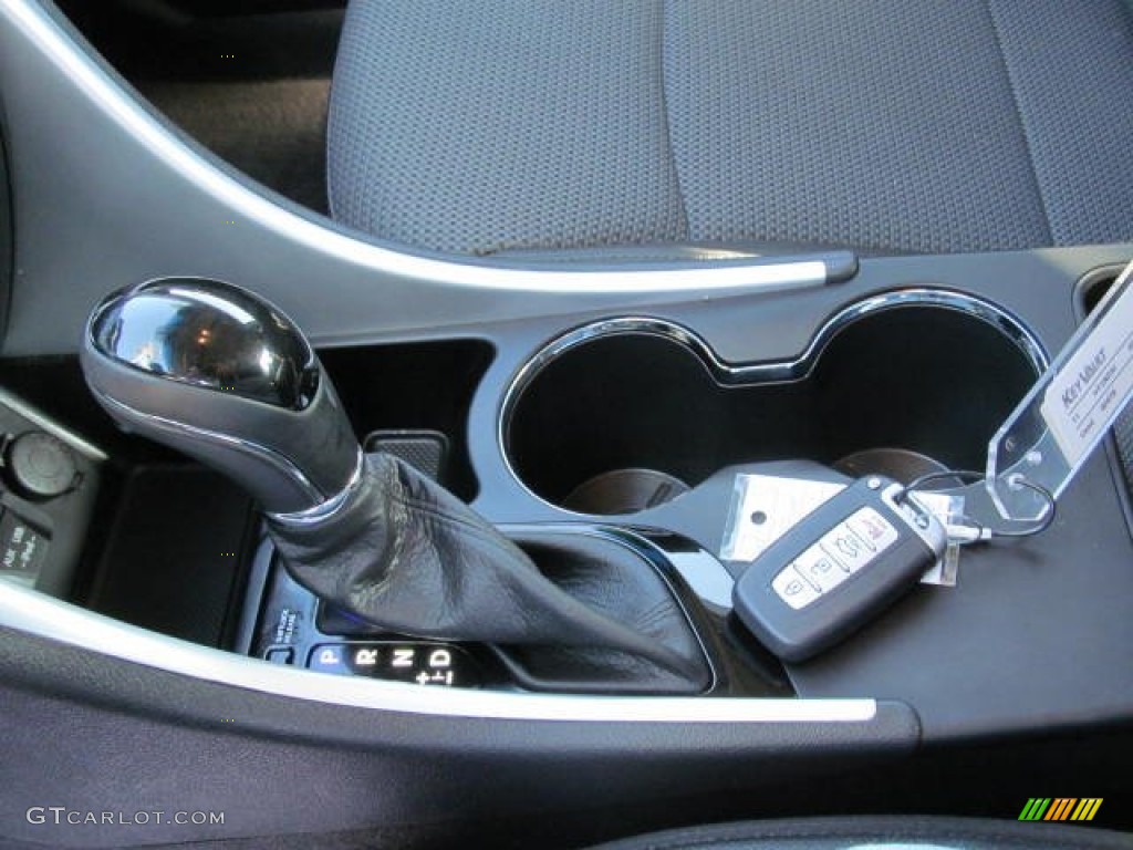 2011 Hyundai Sonata SE 2.0T Transmission Photos