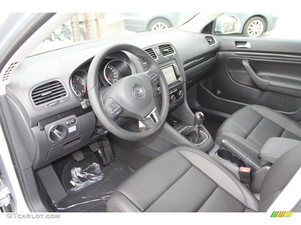 Titan Black Interior 2013 Volkswagen Jetta TDI SportWagen Photo #74121780