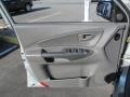 Gray 2007 Hyundai Tucson Limited 4WD Door Panel