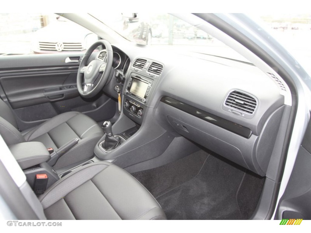2013 Volkswagen Jetta TDI SportWagen Titan Black Dashboard Photo #74122114