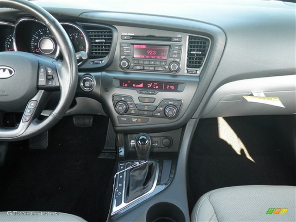 2012 Optima EX - Snow White Pearl / Gray photo #42