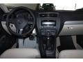 Black Uni - Jetta SE Sedan Photo No. 14