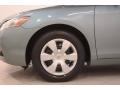 Aloe Green Metallic - Camry LE Photo No. 18