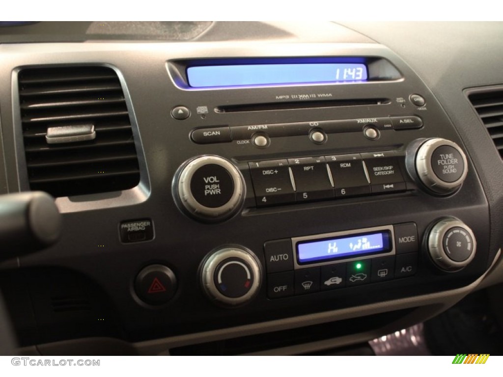 2006 Honda Civic Hybrid Sedan Controls Photo #74124779