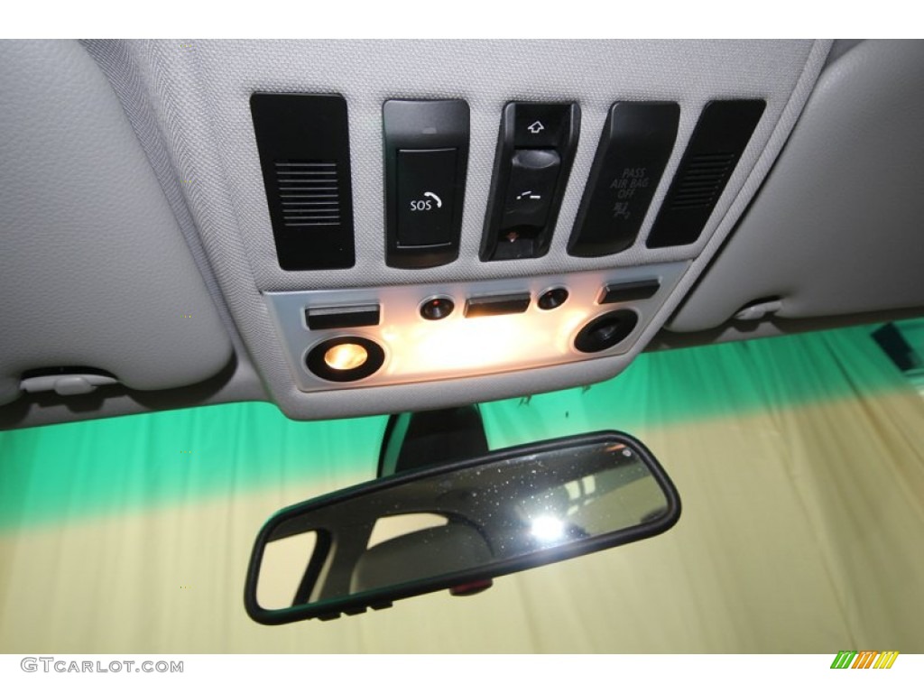 2010 BMW 5 Series 528i Sedan Controls Photo #74125852