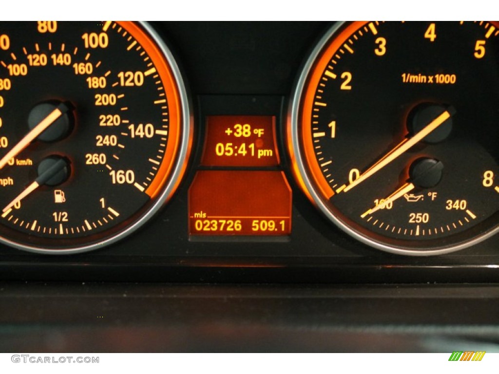 2010 3 Series 328i Convertible - Black Sapphire Metallic / Cream Beige photo #15