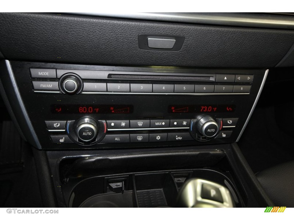 2010 BMW 5 Series 550i Gran Turismo Controls Photo #74127118