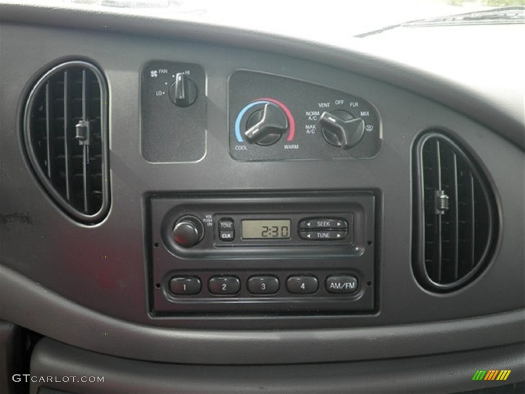 2008 Ford E Series Van E350 Super Duty Commericial Controls Photo #74127772