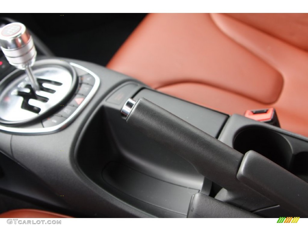2011 Audi R8 5.2 FSI quattro Controls Photo #74129608