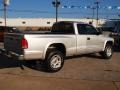 2001 Bright Silver Metallic Dodge Dakota SLT Club Cab 4x4  photo #2