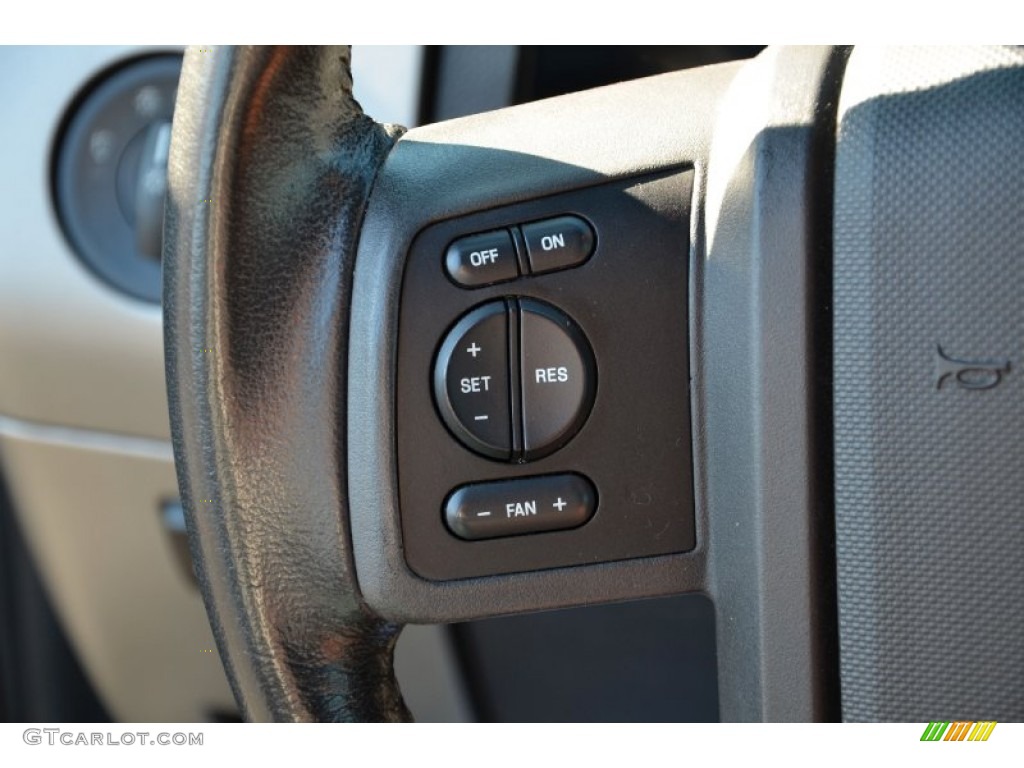 2008 Ford Expedition King Ranch Controls Photo #74132451