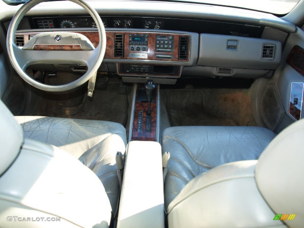 1993 Buick Regal Custom Sedan Gray Dashboard Photo #74132638