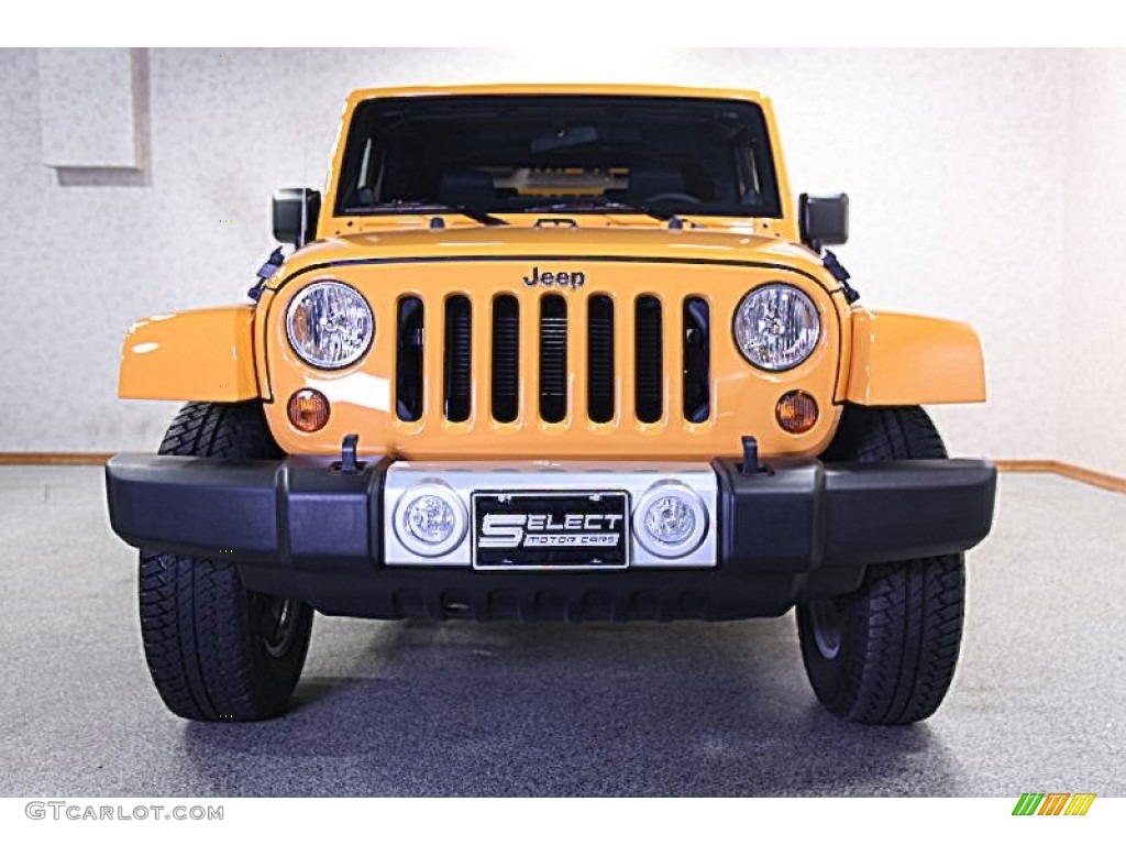 2012 Wrangler Sahara 4x4 - Dozer Yellow / Black photo #2