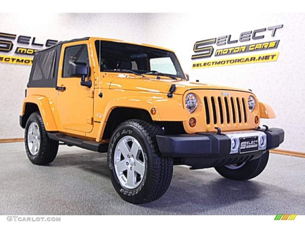 2012 Wrangler Sahara 4x4 - Dozer Yellow / Black photo #3