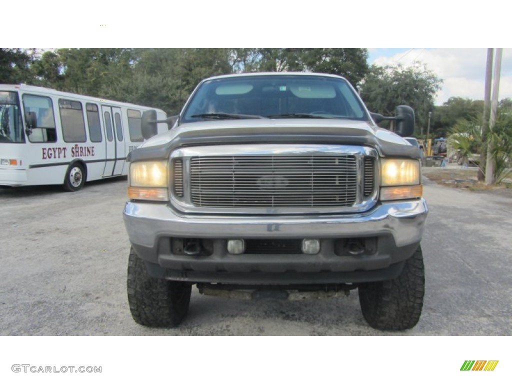 2002 F250 Super Duty Lariat Crew Cab 4x4 - Oxford White / Medium Flint photo #2