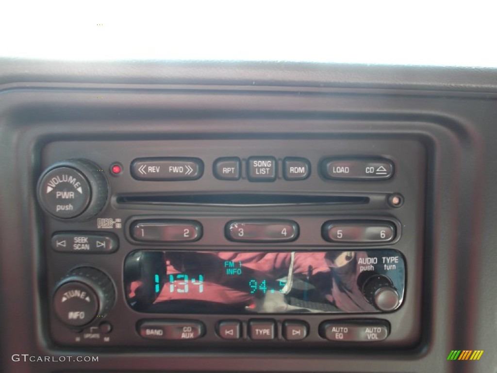 2006 GMC Yukon XL SLT Audio System Photos