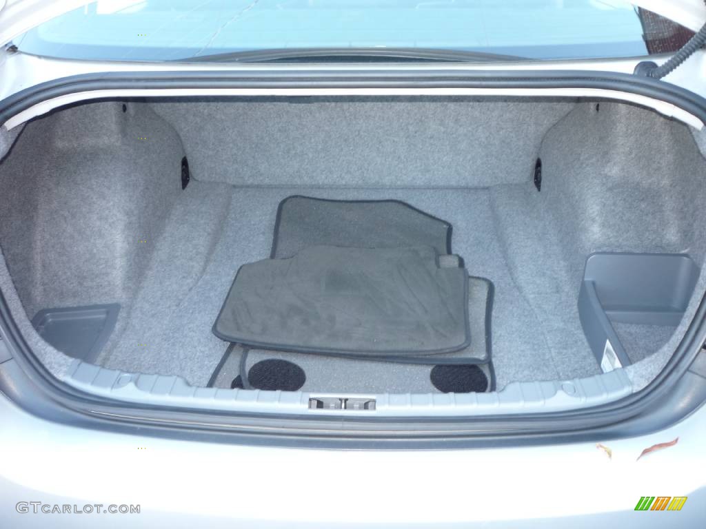 2006 3 Series 330i Sedan - Titanium Silver Metallic / Black photo #24