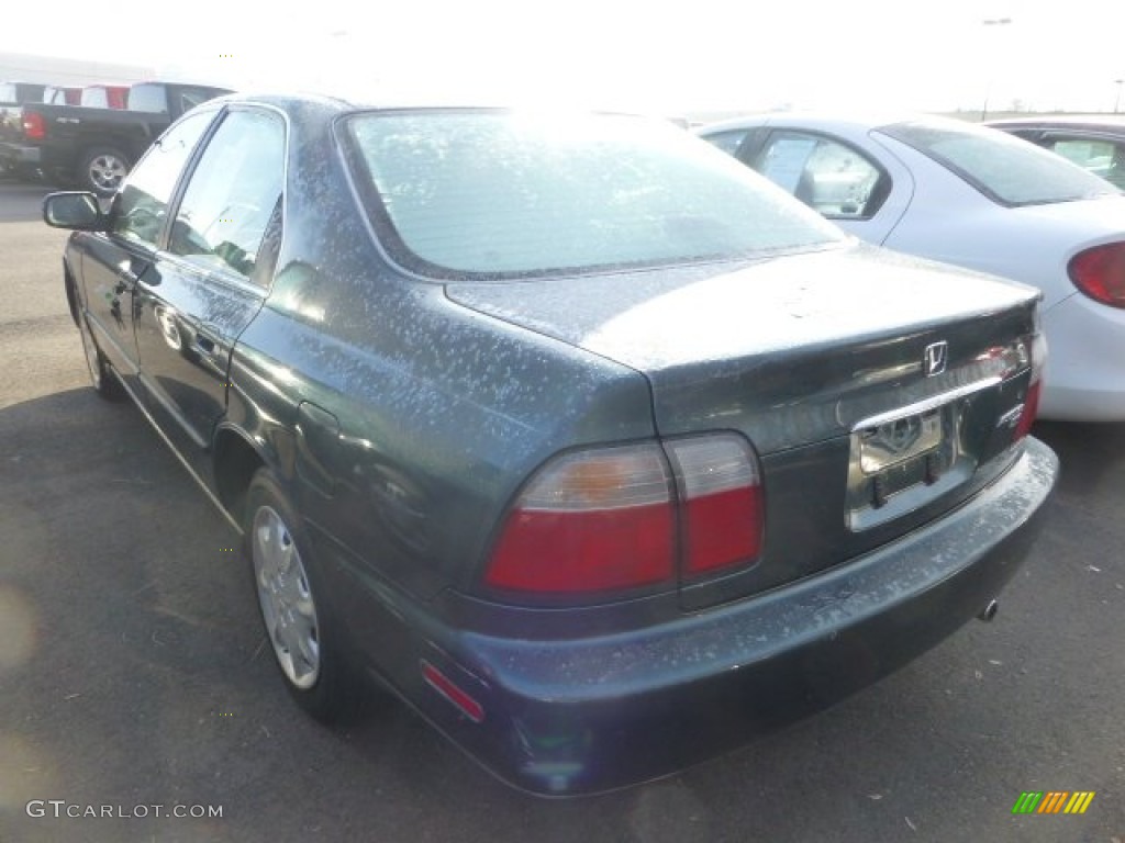 1996 Accord LX Sedan - Dark Eucalyptus Green Pearl Metallic / Gray photo #4