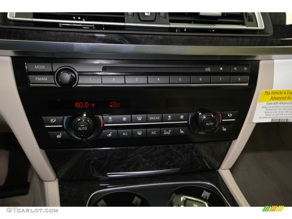 2013 BMW 7 Series 750Li Sedan Controls Photo #74147107