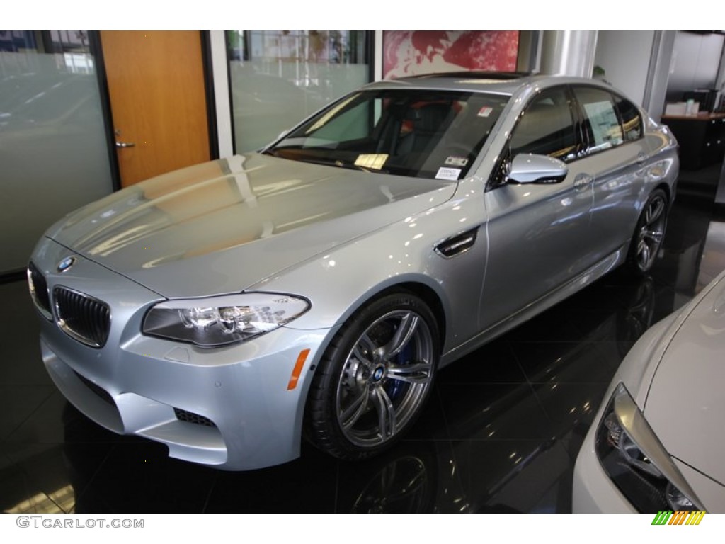 2013 M5 Sedan - Silverstone Metallic / Black photo #11