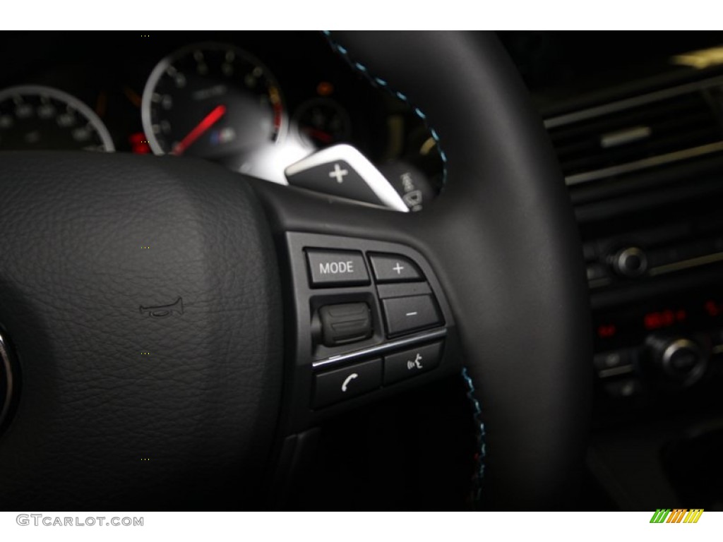 2013 BMW M5 Sedan Controls Photo #74147800