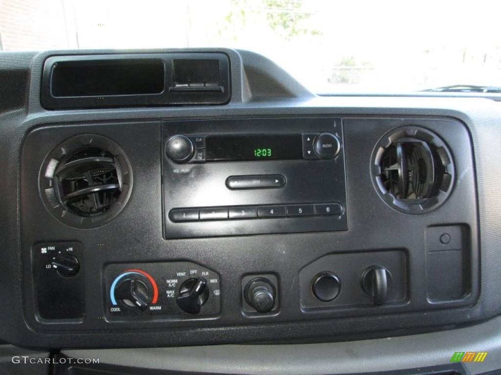 2010 Ford E Series Van E250 Cargo Controls Photos