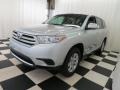 Classic Silver Metallic - Highlander  Photo No. 3