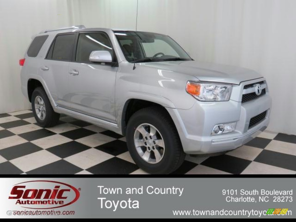 2013 4Runner SR5 4x4 - Classic Silver Metallic / Graphite photo #1