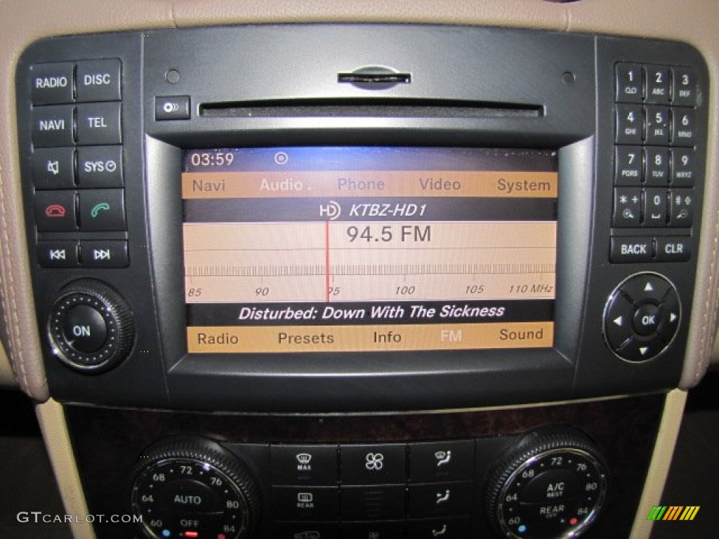 2010 Mercedes-Benz GL 450 4Matic Controls Photo #74152717