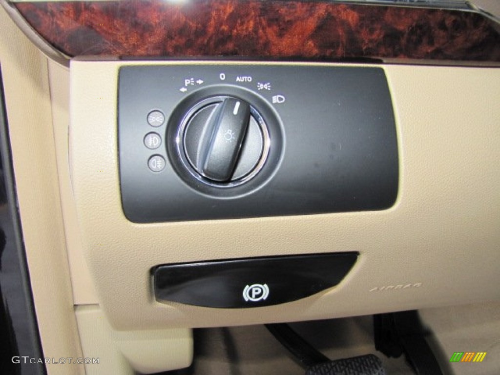 2010 Mercedes-Benz GL 450 4Matic Controls Photo #74152858