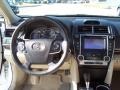 Super White - Camry XLE Photo No. 19