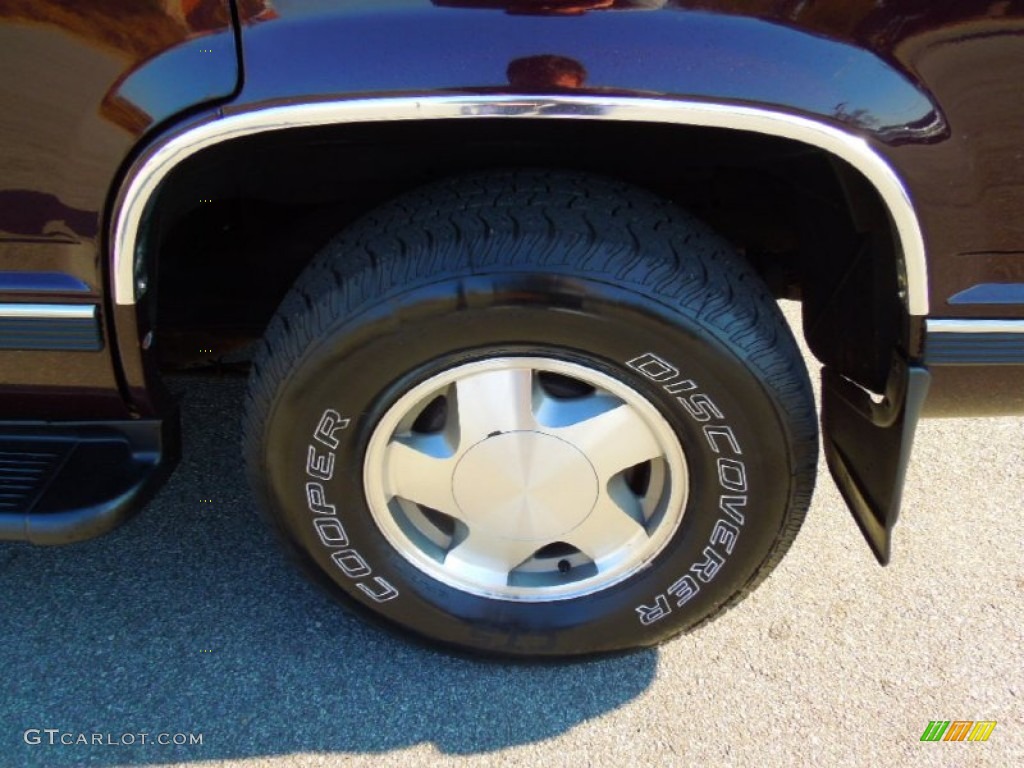1997 Chevrolet Tahoe LS 4x4 Wheel Photos