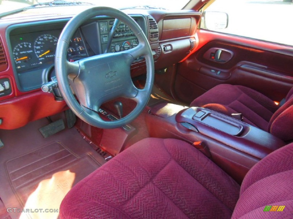 Red Interior 1997 Chevrolet Tahoe LS 4x4 Photo #74155699