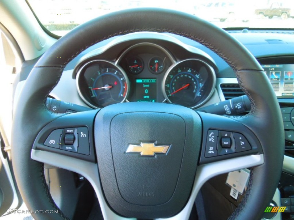 2013 Cruze ECO - Summit White / Jet Black/Medium Titanium photo #14