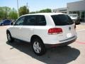 Campanella White - Touareg V6 Photo No. 7